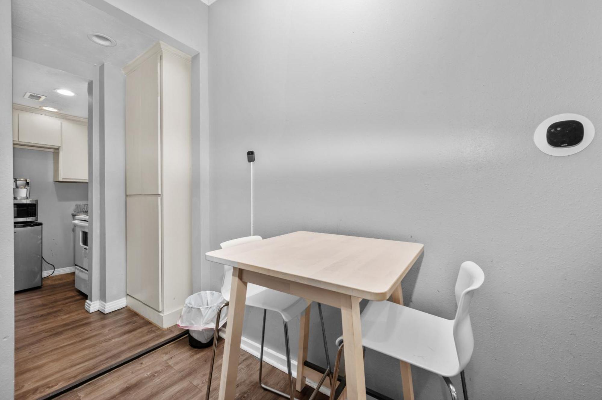 Trendy Montrose 1Br Apartment Houston Bagian luar foto