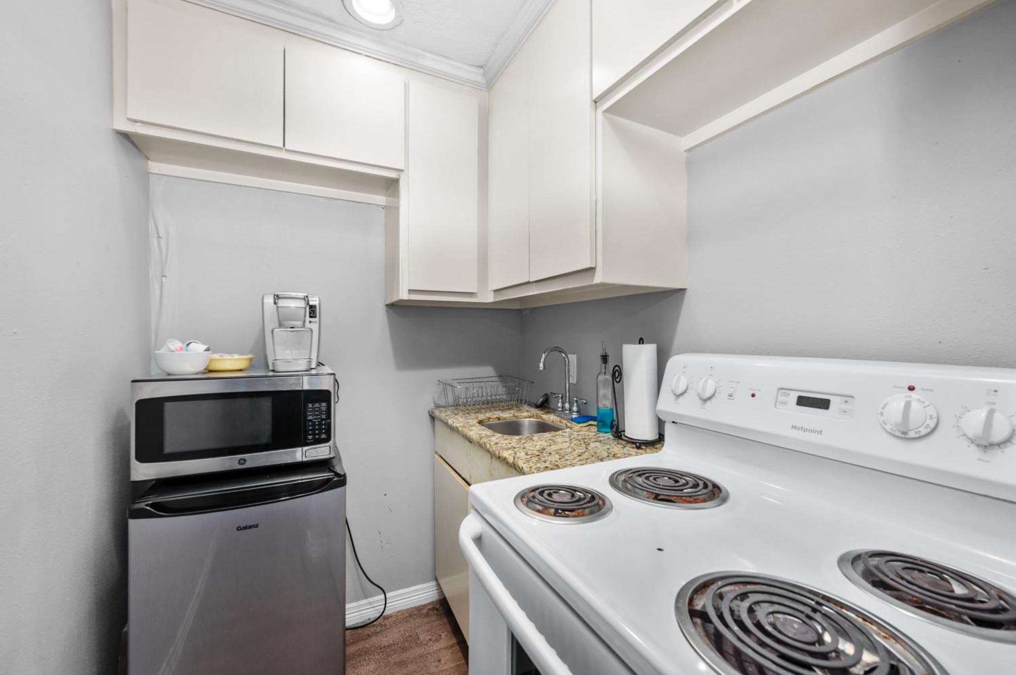 Trendy Montrose 1Br Apartment Houston Bagian luar foto