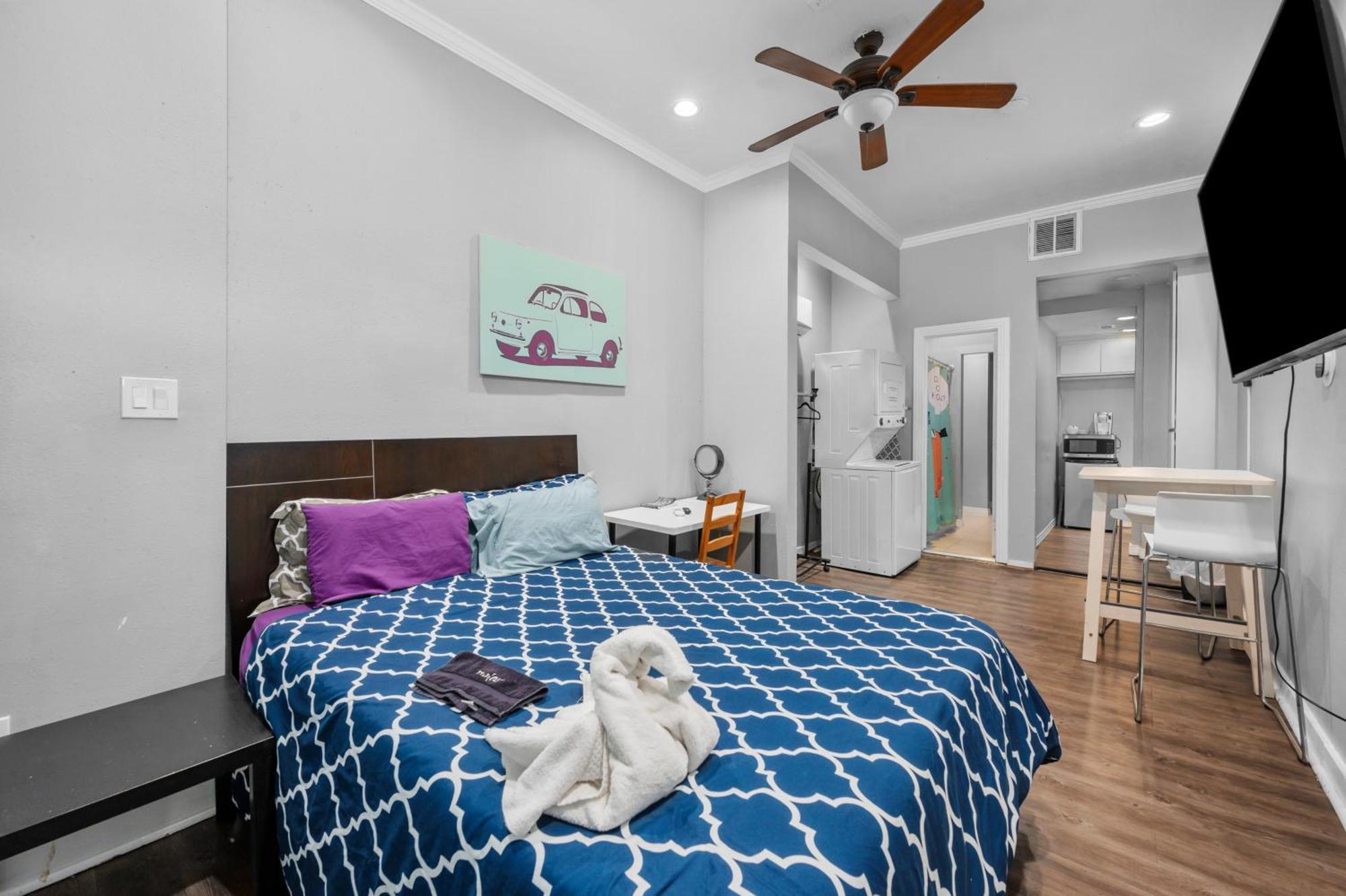 Trendy Montrose 1Br Apartment Houston Bagian luar foto